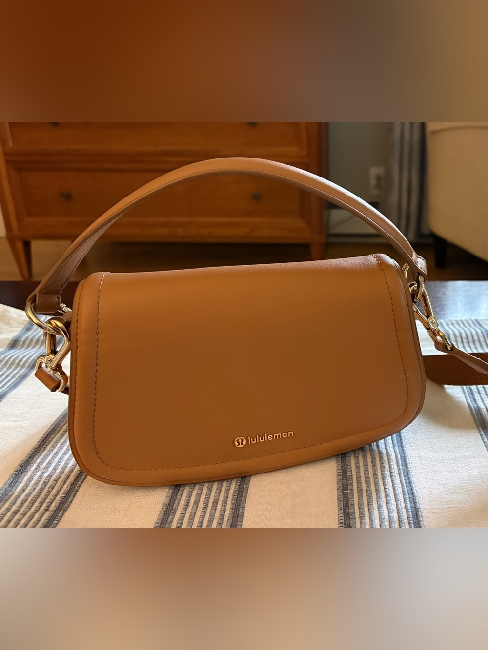 Lululemon Canvas Mini Bag Crossbody- never used!!